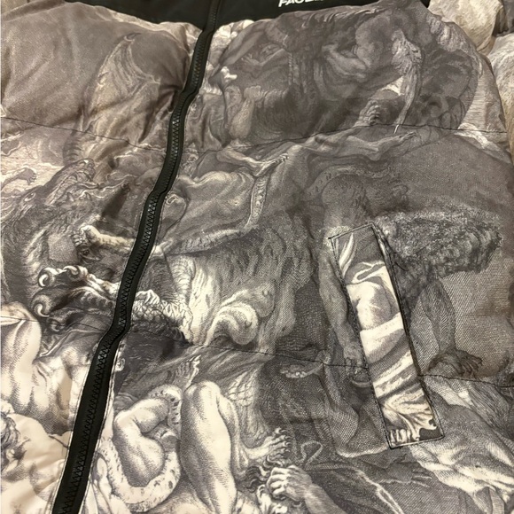 Brand New Supreme X The North Face Puffer Jacket - Picture 9 of 9